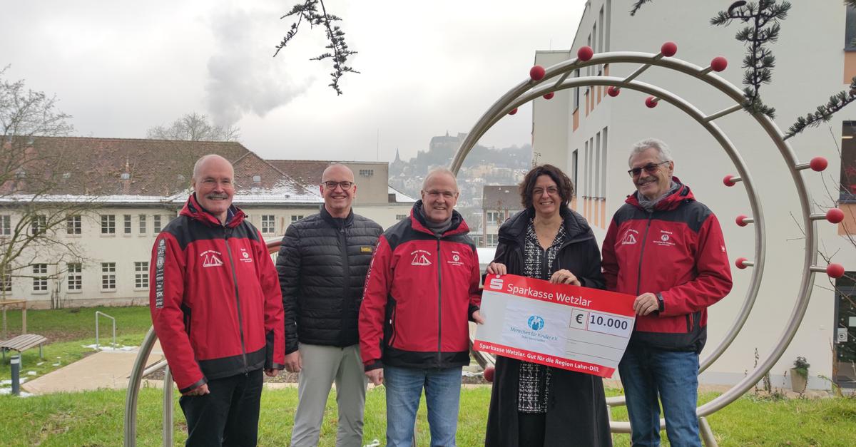 Solmser Verein unterstützt Marburger Klinik